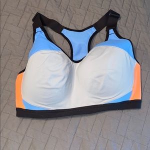 Victoria Sport - Sports Bra